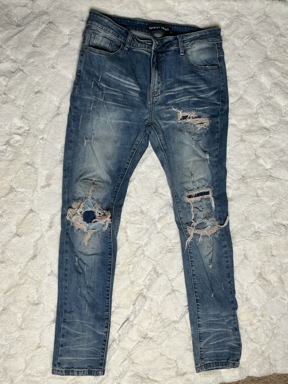 Men's Distressed Blue Slim Fit Jeans